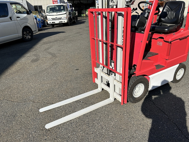 その他 トヨタL&F 電動フォークリフト 700kg 2.5m カウンター式 の中古