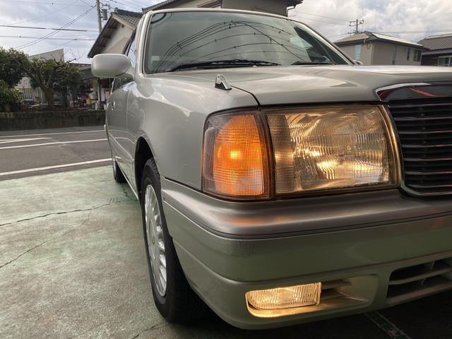 トヨタ クラウンセダン 2.0 スーパーデラックス Gパッケージ 実質ワン