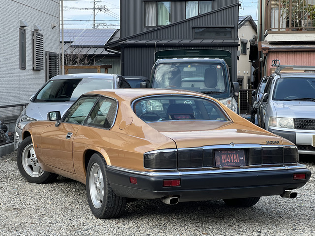 ジャガー XJ-Sクーペ XJ-S 4.0 ブロンズ全塗装 ウッドステアリング の