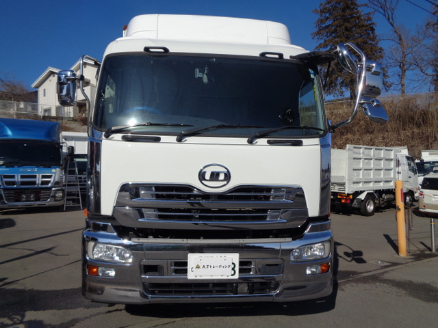 中古車 UDトラックス クオン アルミウイング 12.7t積載 格納ゲート 荷台鉄板張 の中古車詳細 (618,665km, ホワイト, 栃木県,  295万円) | 中古車情報・中古車検索なら【車選びドットコム（車選び.com）】