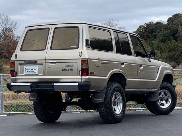 中古車 トヨタ ランドクルーザー60 4.0 GX ディーゼル 4WD 丸目 ロールーフ 観音開き の中古車詳細 (326,356km, ゴールド,  大阪府, 329万円) | 中古車情報・中古車検索なら【車選びドットコム（車選び.com）】