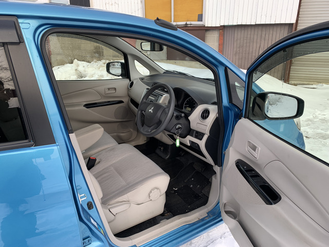 中古車 三菱 eKワゴン M 4WD 車検整備付き、走行9万キロ台 の