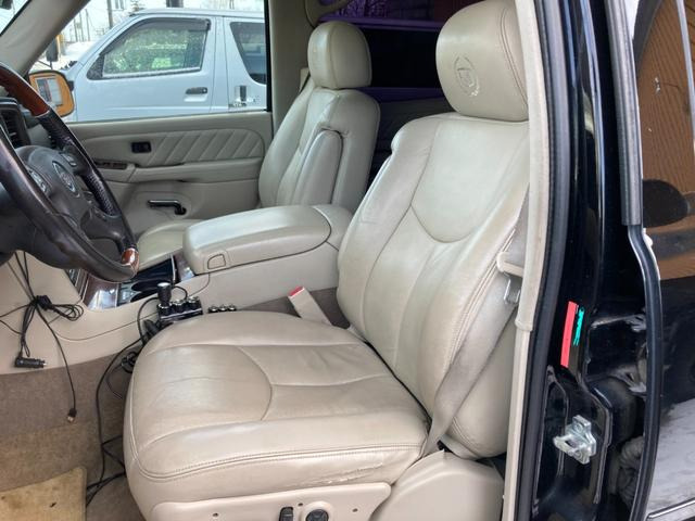 中古車 キャデラック エスカレード 6.0 ESV 4WD プラチナム 1ナンバー 