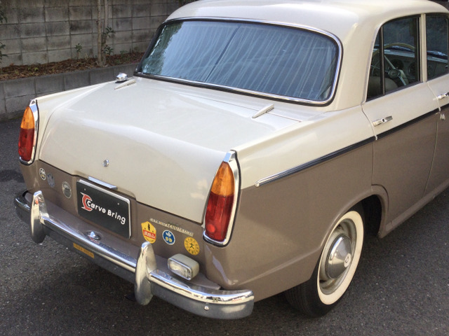 中古車 日産 ブルーバード DATSUN312-1200 デラックス の中古車詳細 (走行距離推定, ホワイト/ベージュ, 大阪府, 198万円) |  中古車情報・中古車検索なら【車選びドットコム（車選び.com）】