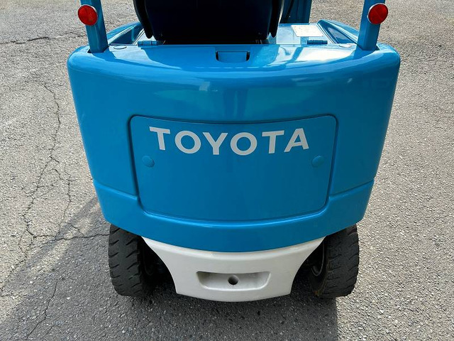 その他 トヨタL&F 電動フォークリフト 700kg 2.5m カウンター の中古車