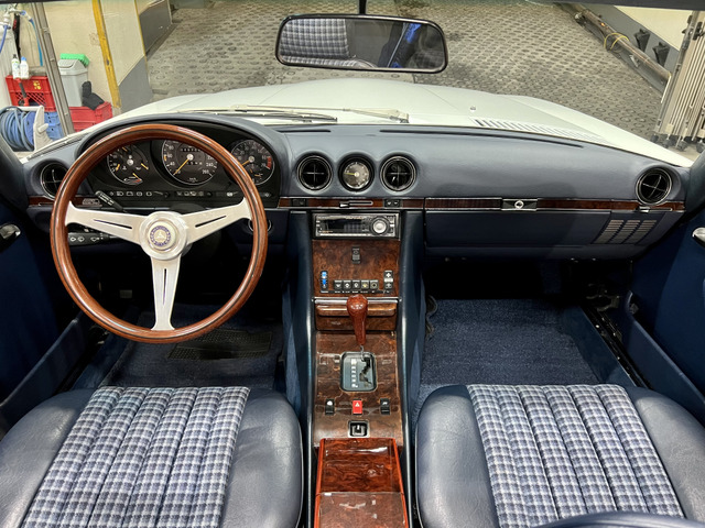 メルセデス・ベンツ SLクラス 560SL 正規D車 ウッドステア&シフト 全D