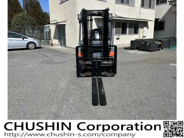 フォークシフター トヨタL&F バッテリーフォークリフト 2トン 3