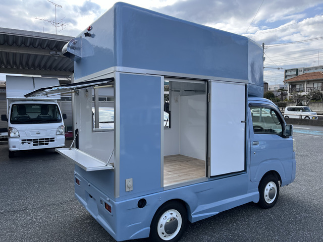 中古車 ダイハツ ハイゼットトラック キッチンカー 5MT 走行0.5万キロ の中古車詳細 (5,000km, ライトブルー, 埼玉県, 170万円)  | 中古車情報・中古車検索なら【車選びドットコム（車選び.com）】