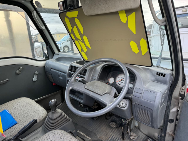 スバル サンバートラック SDX クラシック 4WD 車検2年 点検整備有 防腐