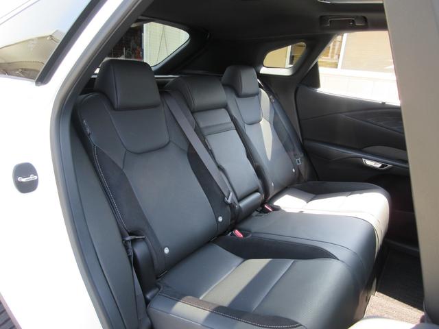 F SPORT スポーツシートヘッドレスト 黒