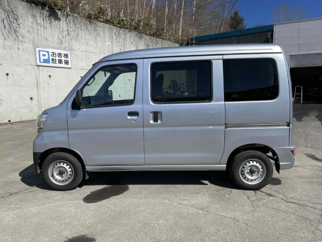 中古車 ダイハツ ハイゼットカーゴ デラックス ハイルーフ 4WD の中古車詳細 (54,000km, シルバー, 北海道, 77万円) |  中古車情報・中古車検索なら【車選びドットコム（車選び.com）】