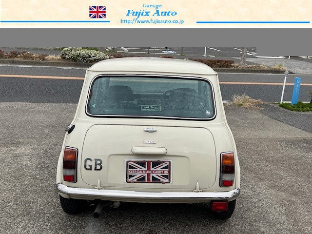 当時物 正規純正品 ポールスミスミニ 限定車 英国グレートブリテン グリルバッチ カーエンブレム クラシックローバーミニ ステンレス金具付 当時物 正規純正品 ポールスミスミニ 限定車 英国グレートブリテン グリルバッチ カーエンブレム クラシックローバーミニ ステンレス金具付