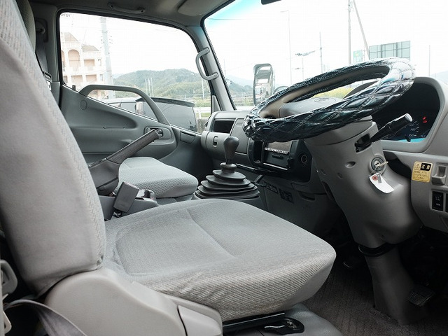 トヨタ ダイナ 2tフラトップ セーフティーローダー の中古車詳細