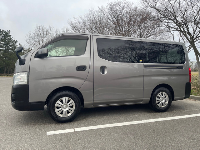 中古車 日産 NV350キャラバン 2.5 DX ロング ディーゼル 4WD 純正ナビ フルセグTV ワンオーナー の中古車詳細  (156,723km, グレー, 新潟県, 126万円) | 中古車情報・中古車検索なら【車選びドットコム（車選び.com）】