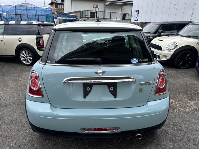 中古車 BMW MINI ミニ クーパー 後期型 車検整備付 アイスブルー の中古車詳細 (91,302km, アイスブルーツートン, 大阪府,  68万円) | 中古車情報・中古車検索なら【車選びドットコム（車選び.com）】