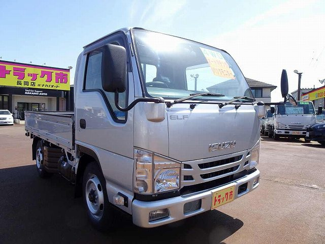 中古車 いすゞ エルフ 1.5t 4WD FFL Sタイヤ 平 の中古車詳細 (60,332km, シルバー, 新潟県, 365.2万円) |  中古車情報・中古車検索なら【車選びドットコム（車選び.com）】