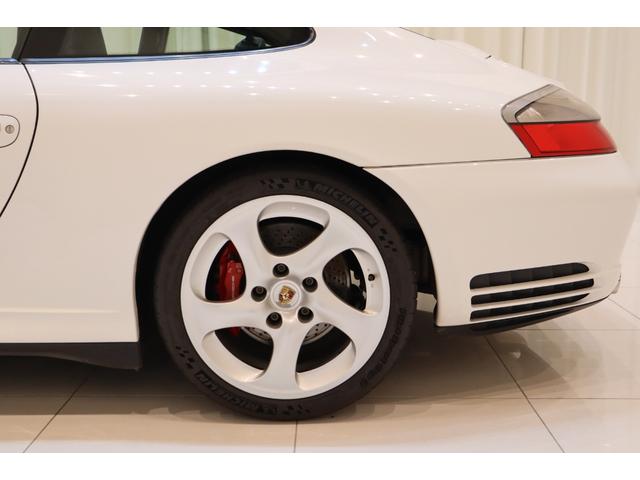 ポルシェ 911 カレラ4S 4WD 左ハンドル 6速マニュアル ローダウン の