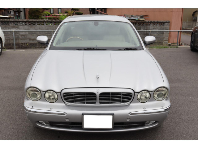 中古車 ジャガー XJ XJ8 3.5 の中古車詳細 (76,000km, シルバー, 愛知県, 57万円) |  中古車情報・中古車検索なら【車選びドットコム（車選び.com）】