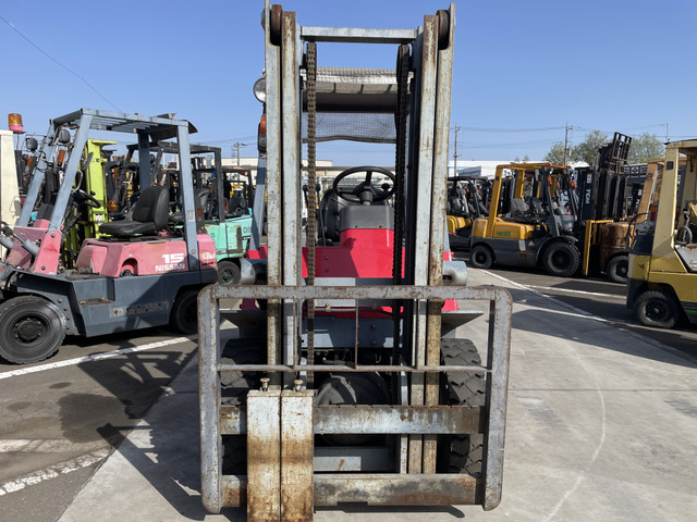 中古車 その他 日産フォークリフト の中古車詳細 (走行距離不明, ピンク, 埼玉県, 38.5万円) | 中古車情報・中古 車検索なら【車選びドットコム（車選び.com）】