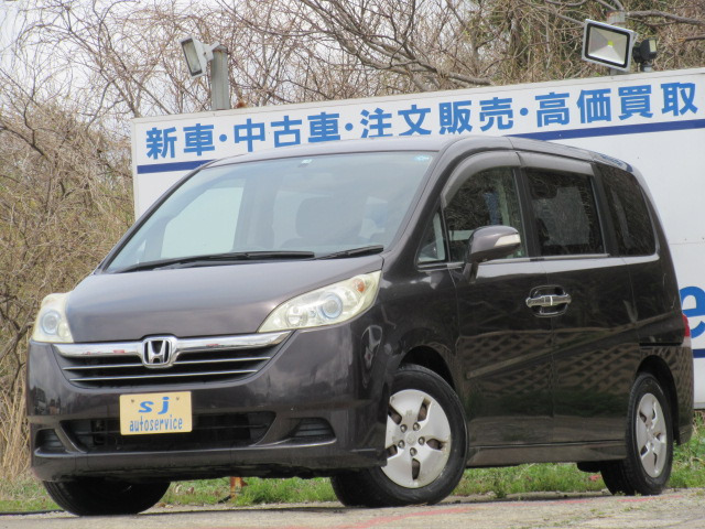 ステップワゴン、18年式G.Lパッケージ、8人乗リ車検7年10まで有り
