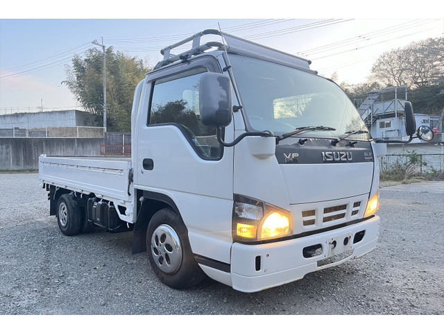 中古車 いすゞ エルフ 2t 平ボディ 鉄板張り の中古車詳細 (352,589km, ホワイト, 兵庫県, 50万円) |  中古車情報・中古車検索なら【車選びドットコム（車選び.com）】