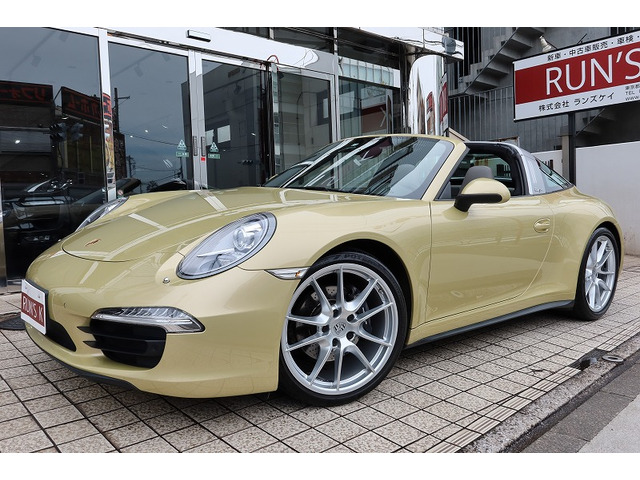 911 タルガ4 PDK 4WD 1オーナー前後パーク 電格ミラー20in