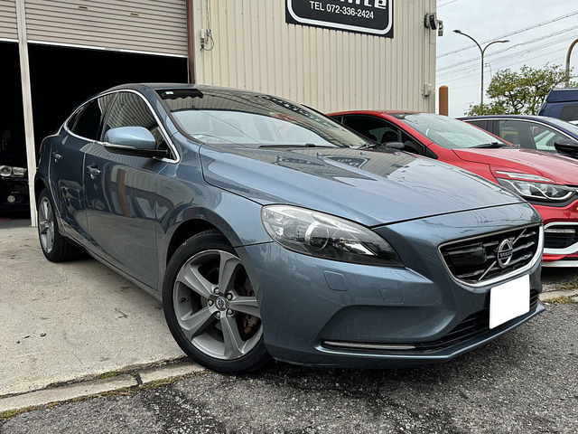 中古車 ボルボ V40 T4 SE の中古車詳細 (70,900km, ブルー, 大阪府, 43 