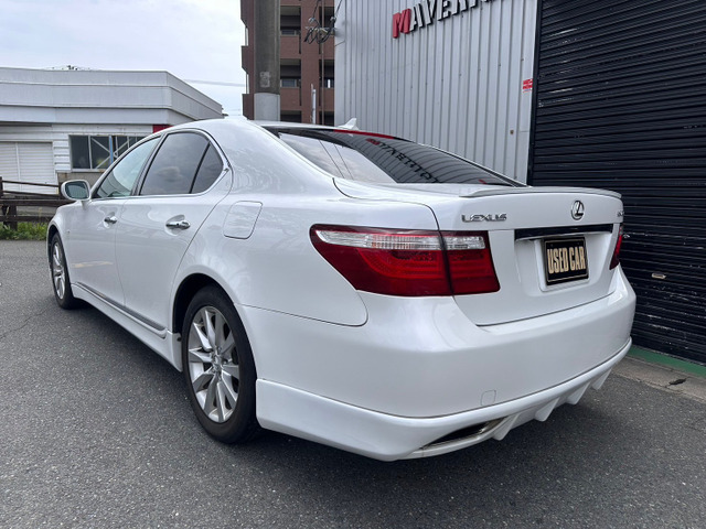 中古車 レクサス LS 460 バージョンS サンルーフ/カードキー/本革/ナビ の中古車詳細 (165,316km, ホワイト, 福岡県, 59万円)  | 中古車情報・中古車検索なら【車選びドットコム（車選び.com）】