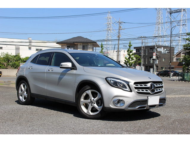 中古車 メルセデス・ベンツ GLAクラス GLA220 4マチック 4WD 4WD 禁煙車 レーダーセーフティ の中古車詳細 (21,300km,  ポーラーシルバー, 東京都, 224万円) | 中古車情報・中古車検索なら【車選びドットコム（車選び.com）】