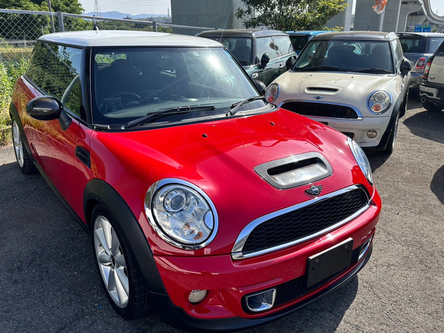 中古車 BMW MINI ミニ クーパー S 6速MT 後期型 ナビ TV 車検整備付 の中古車詳細 (87,760km, アカツートン, 大阪府,  98万円) | 中古車情報・中古車検索なら【車選びドットコム（車選び.com）】