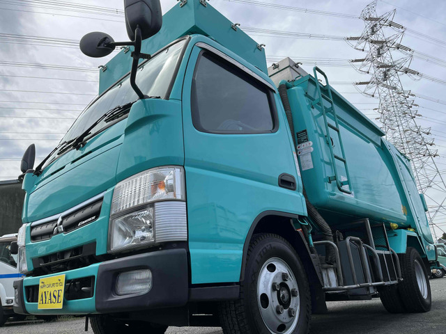 中古車 三菱ふそう キャンター 巻込み式パッカー車5.5立米ステンレス 