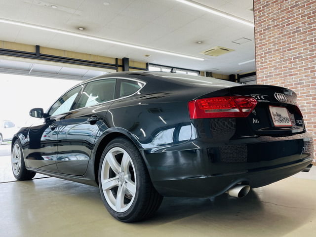 中古車 アウディ A5スポーツバック 2.0 TFSI クワトロ 4WD の