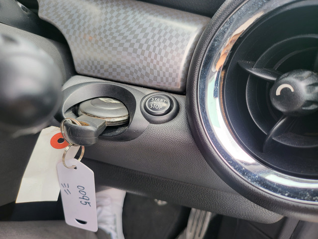 BMW MINI ミニ クーパー S ターボ車 6速MT の中古車詳細 (68,800km