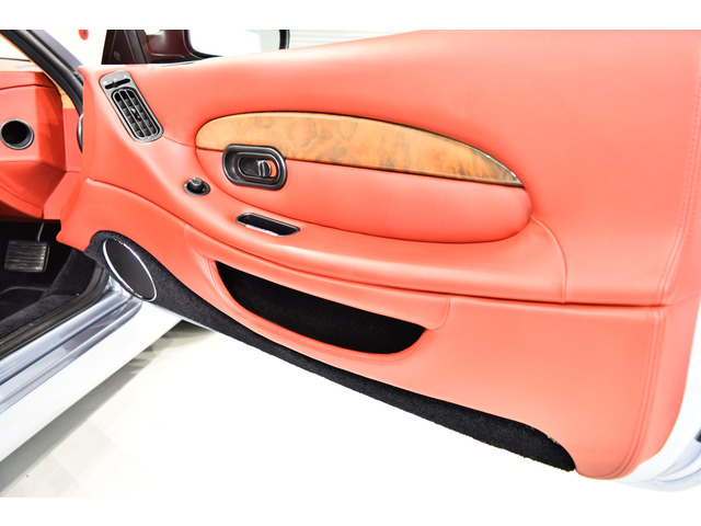 アストンマーティン DB7 ヴァンテージ 正規D車 有償色 レッドレザー 右