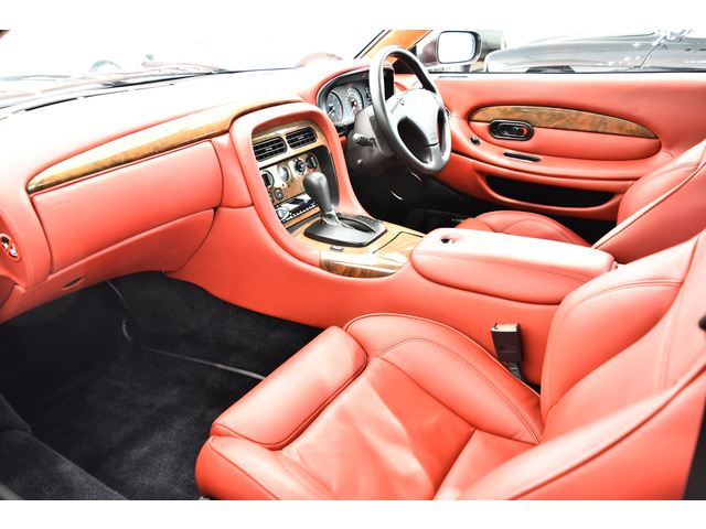 アストンマーティン DB7 ヴァンテージ 正規D車 有償色 レッドレザー 右