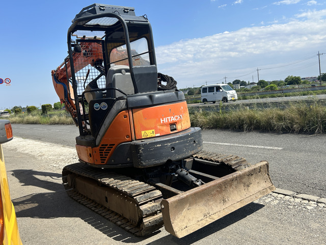 中古車 その他 日本 /その他 日本 日立建機 ミニユンボ ZX40UR-3 の 