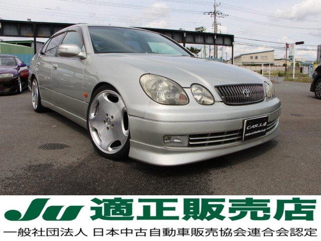 中古車 トヨタ アリスト 3.0 V300 10thアニバーサリーエディション 特別仕様車 サンルーフ 黒革シート の中古車詳細  (137,724km, シルバー, 神奈川県, 149.6万円) | 中古車情報・中古車検索なら【車選びドットコム（車選び.com）】