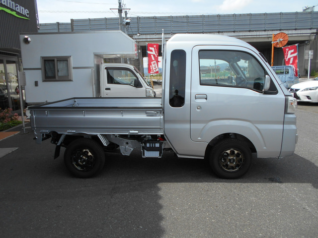 中古車 ダイハツ ハイゼットトラック ジャンボ ワンオーナー 禁煙車両 社外アルミ の中古車詳細 (340km, シルバー, 岡山県, 119万円)  | 中古車情報・中古車検索なら【車選びドットコム（車選び.com）】