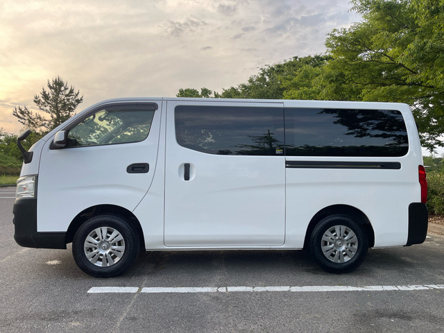 中古車 日産 NV350キャラバン 2.5 DX ロング ディーゼル 4WD フォグランプ リアヒータ 3人乗り の中古車詳細 (157,078km,  ホワイト, 新潟県, 131万円) | 中古車情報・中古車検索なら【車選びドットコム（車選び.com）】