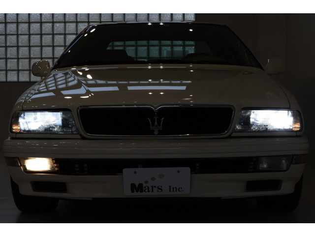 中古車 マセラティ クアトロポルテ エボルツィオーネ V8