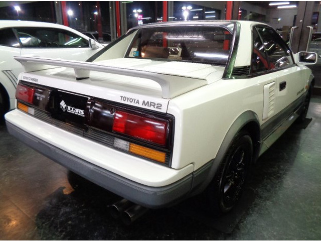 中古車 トヨタ MR2 1.6 Gリミテッド スーパーチャージャー 4A-GZEスーパーチャージドエンジン の中古車詳細 (113,300km,  ホワイトシルバーツートン, 大阪府, 185万円) | 中古車情報・中古車検索なら【車選びドットコム（車選び.com）】