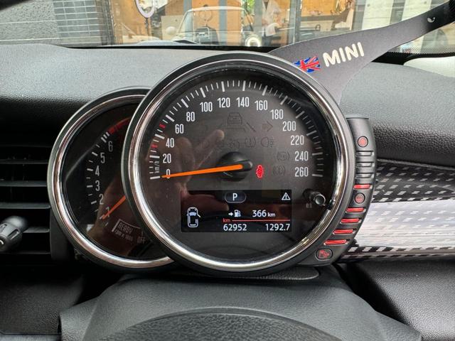 中古車 BMW MINI ミニ クーパー S 純正ナビ/LEDヘッド/純正16インチAW/ETC の中古車詳細 (63,000km, グリーンII,  岐阜県, 86万円) | 中古車情報・中古車検索なら【車選びドットコム（車選び.com）】