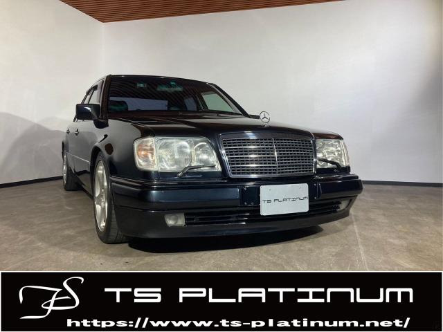 Eクラス E500 ☆E500リミテッド グレー内装