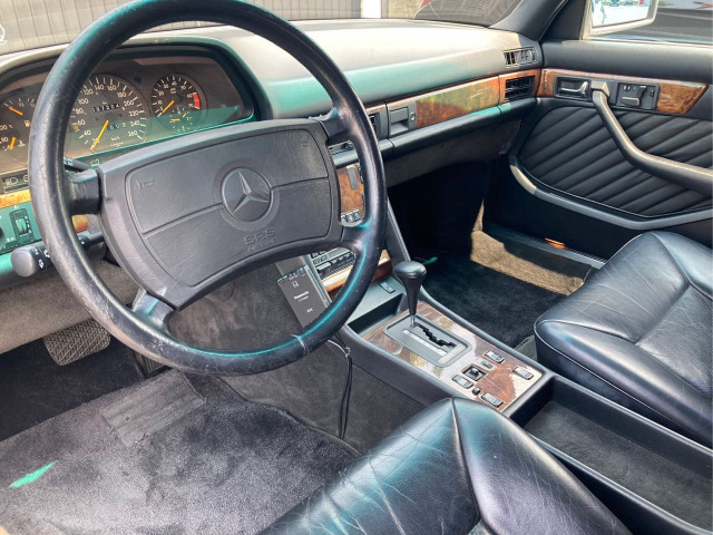 中古車 メルセデス・ベンツ Sクラス 560SEL ☆AMG3ピースホイール の中古車詳細 (98,000km, ブラウン, 福岡県, 525万円)  | 中古車情報・中古車検索なら【車選びドットコム（車選び.com）】