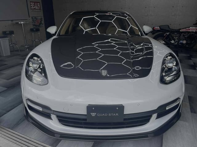ポルシェ パナメーラ 3.0 PDK QUADSTARカーボンエアロ の中古車詳細