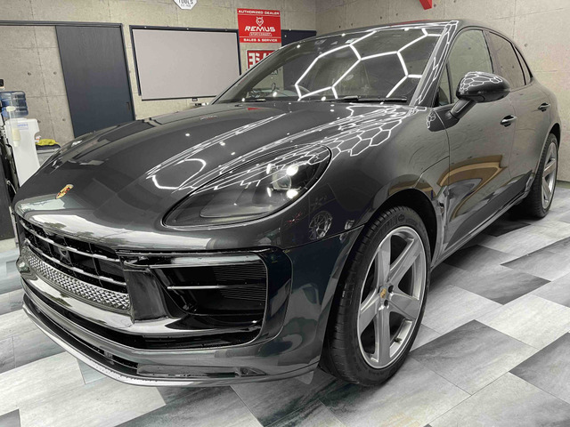 ポルシェ マカン PDK 4WD の中古車詳細 (60,120km, グレー, 大阪府