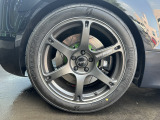 リアはハイパフォーマンスビッグブレーキローターで純正310mmに対して、340mmとなります★ホイールはRAYS18インチ【VOLK RACING】!足元もバッチリです★