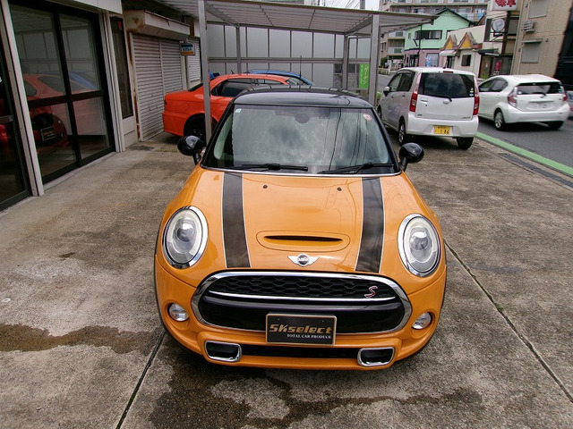 中古車 BMW MINI ミニ クーパー S 純正ナビ ETC ターボ車メンテ記録7枚 の中古車詳細 (58,542km, ボルカニックオレンジ,  埼玉県, 134.8万円) | 中古車情報・中古車検索なら【車選びドットコム（車選び.com）】