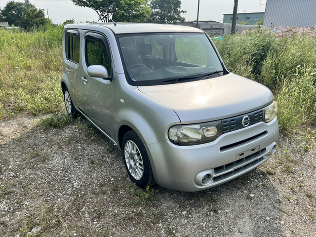 中古車 日産 キューブ 1.5 15X FOUR Vセレクション 4WD の中古車詳細 (104,000km, シルバー, 北海道, 29万円) |  中古車情報・中古車検索なら【車選びドットコム（車選び.com）】