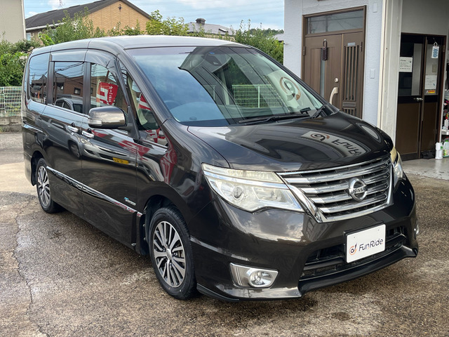 セレナ（日産）の中古車 | 中古車情報・中古車検索なら【車選びドットコム（車選び.com）】